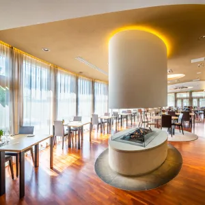 Vyhraj ve Snídani šampionů poukazy do hotelů Maximum Resort a Sen