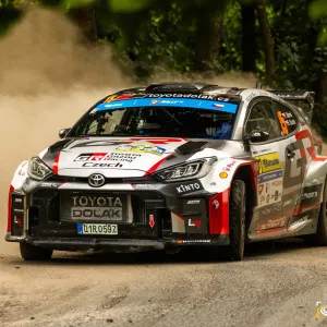 Nejrychlejší pekař dobyl Zlín. Adam Březík ovládl 55. Barum Czech Rally Zlín