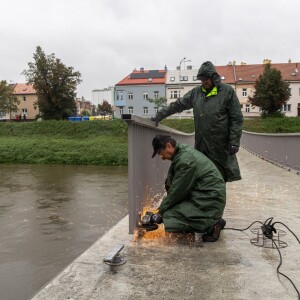 Ve Zlínském kraji zavírají lávky, parky i hřbitovy