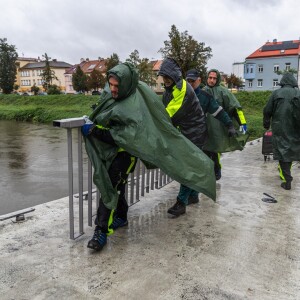 Ve Zlínském kraji zavírají lávky, parky i hřbitovy