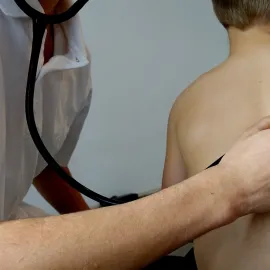 Černý kašel se šíří i ve Zlínském kraji