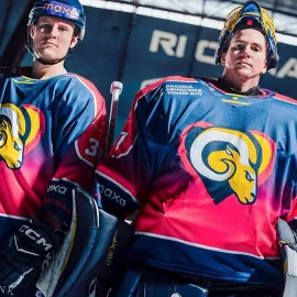 Přijďte ve čtvrtek na hokej a podpořte boj proti rakovině!