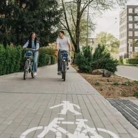 Sdílená kola podél cyklostezky Bečva se výrazně rozšíří